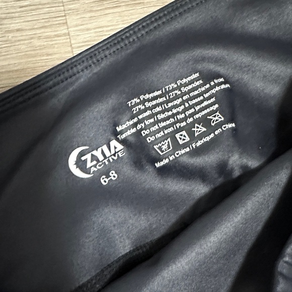 ZYIA Metallic Black Leggings - Picture 2 of 5